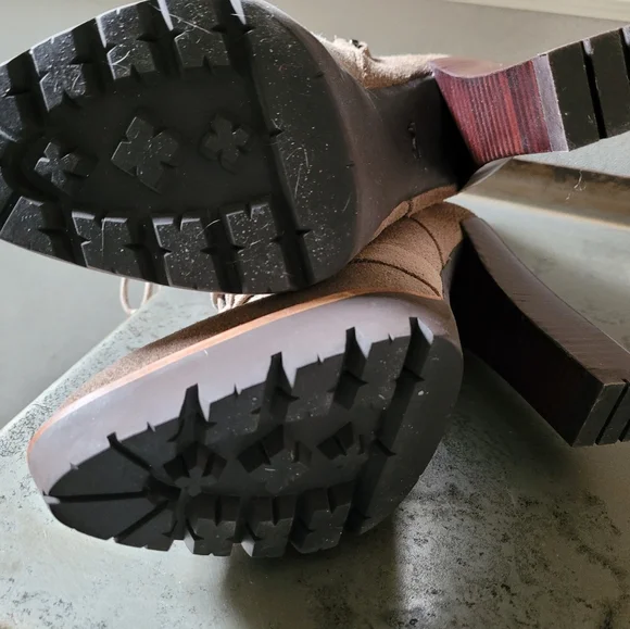 Kenneth Cole Booties - Picture 5 of 5